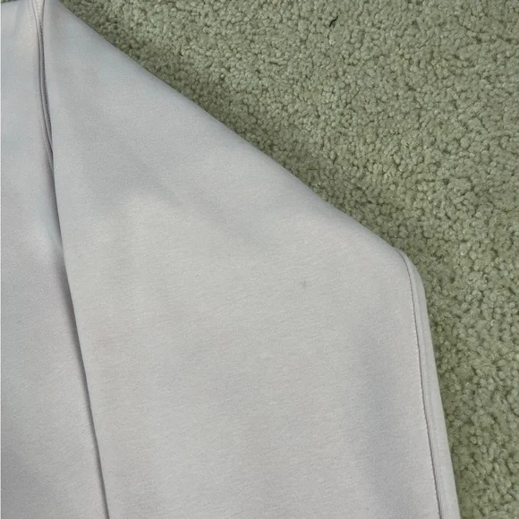 Lululemon Tennis Club Heavyweight Fleece Sweatshirt in Strawberry Milkshake - Picture 4 of 4